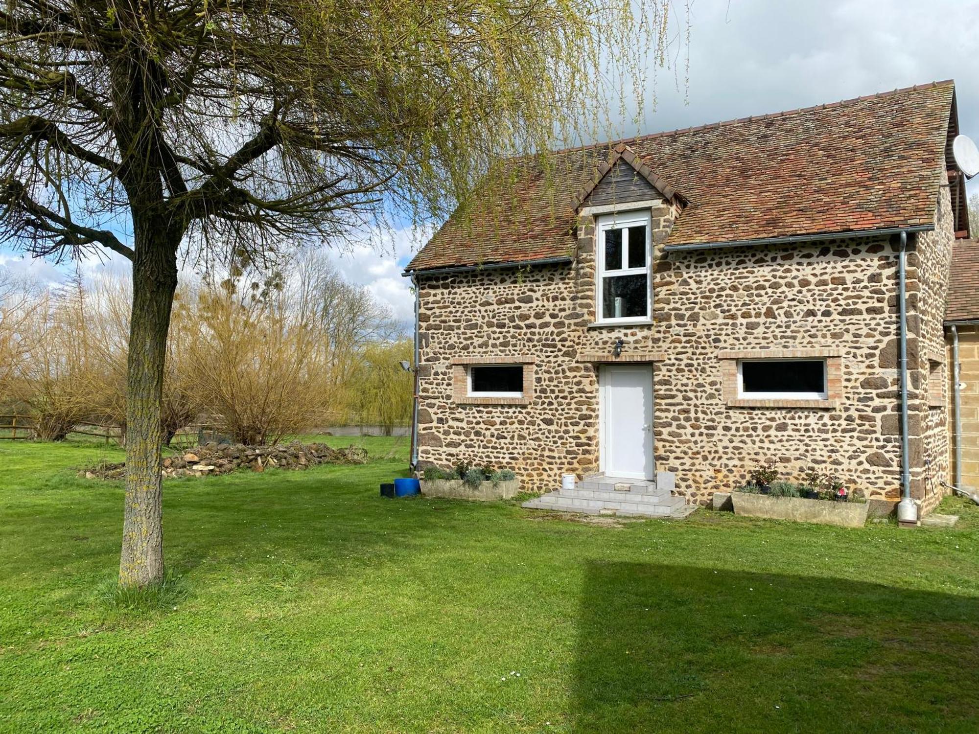 Le Petitepinay Moitron-sur-Sarthe Exterior foto