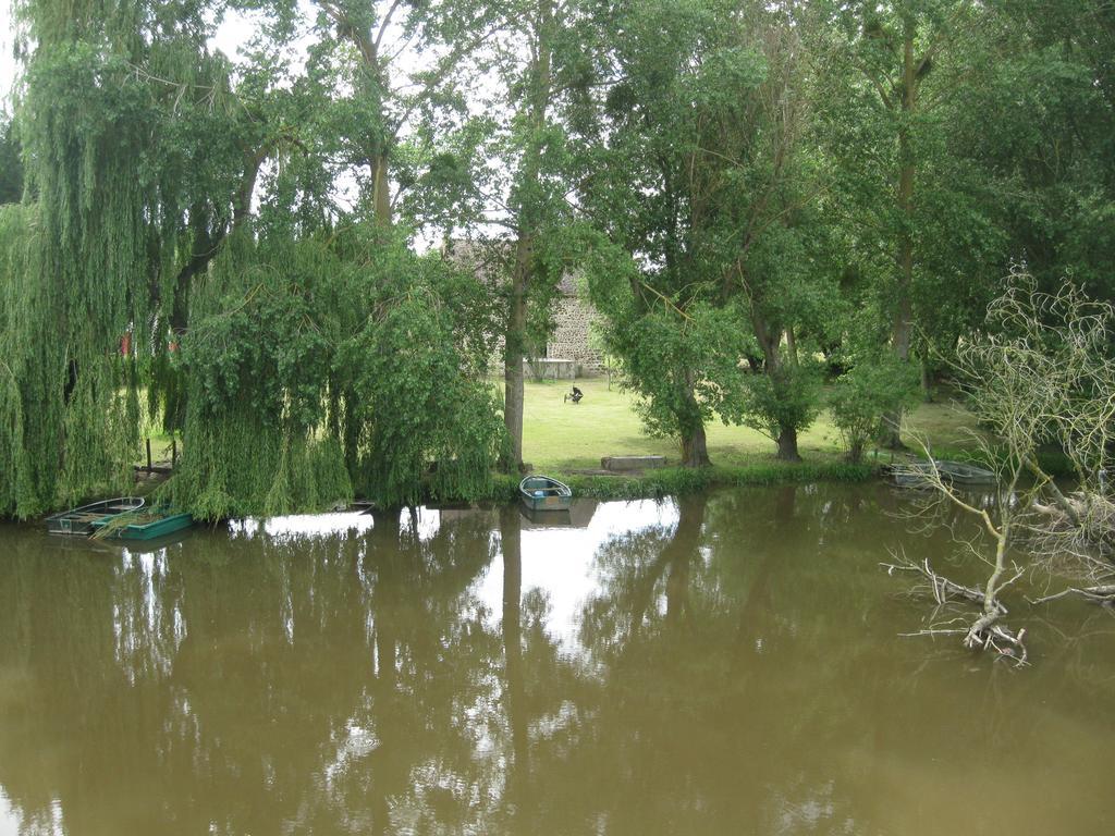 Le Petitepinay Moitron-sur-Sarthe Exterior foto